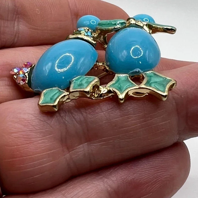 Vintage Duck Brooch for Men and Women Blue Fashion Rhinestone Enamel Bird Clothing Jewelry