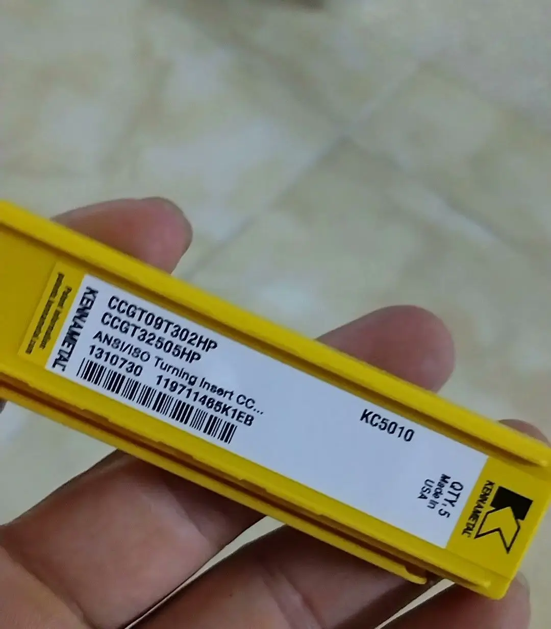 

Hard alloy cutting blades CCGT09T301HP KC5010
