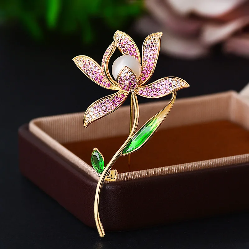 Chinese Style Auspicious Lucky Daffodil Brooch Freshwater Pearl Micro Paved Zircon Luxury Lapel Pin Blessing Jewelry For Women