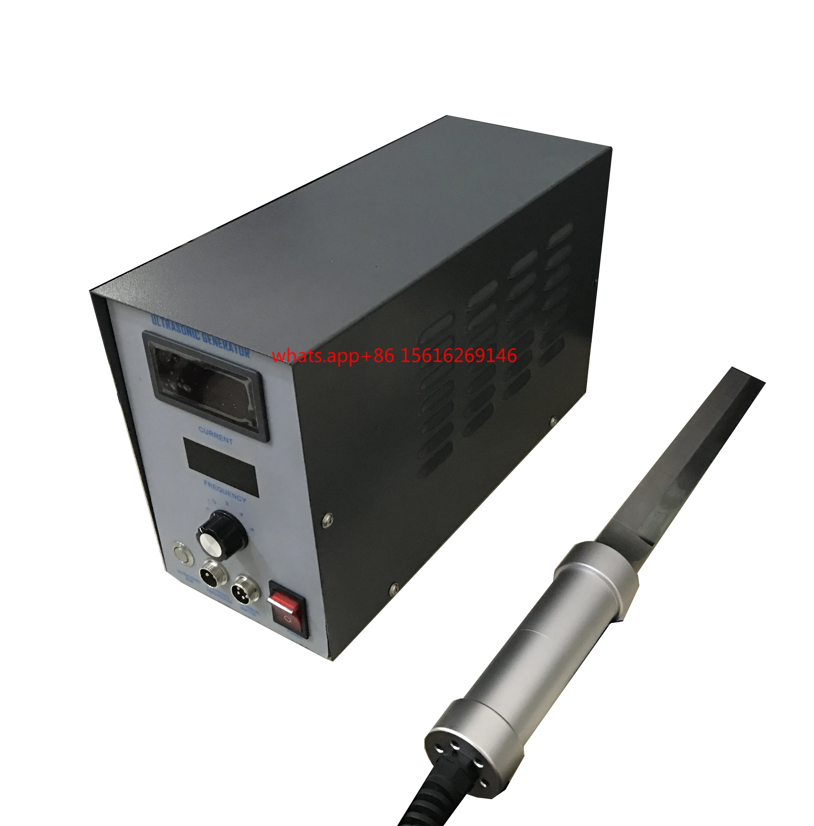 

Bread Cake Portable Ultrasonic Knife Cutting by Hand