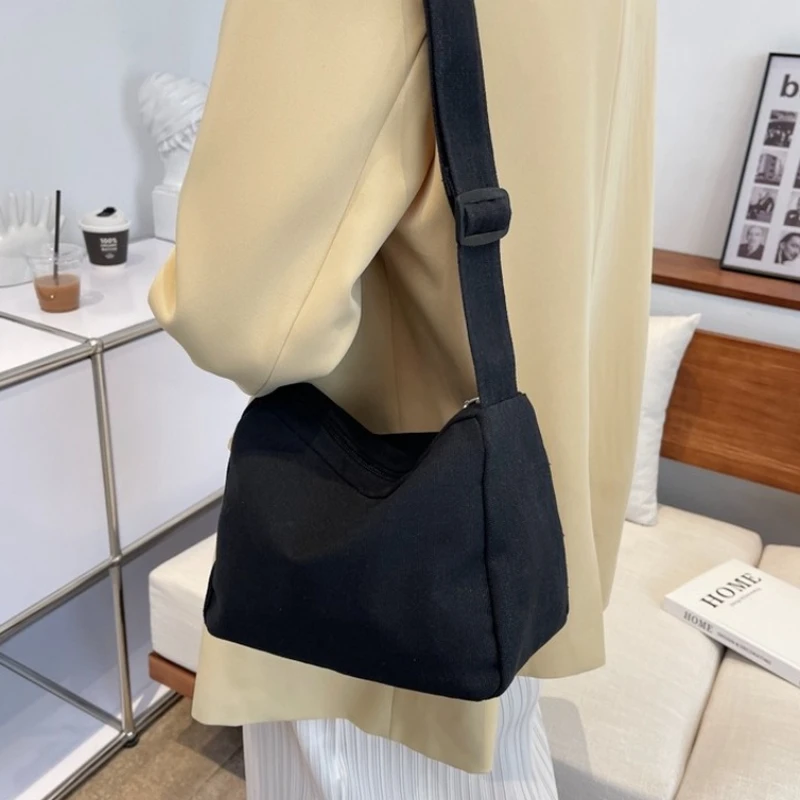 Large-capacity Shoulder Bag 2023 New Women\'s Fashion Simple Commuter Messenger Tote Bag Crossbody Bags for Women 2023