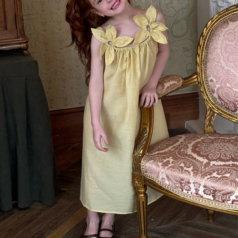 

Girls Halter Neck Girls Dress French Holiday Style Beach Dress Three-Dimensional Petal Suspender Dress Linen Cotton Long Skirt