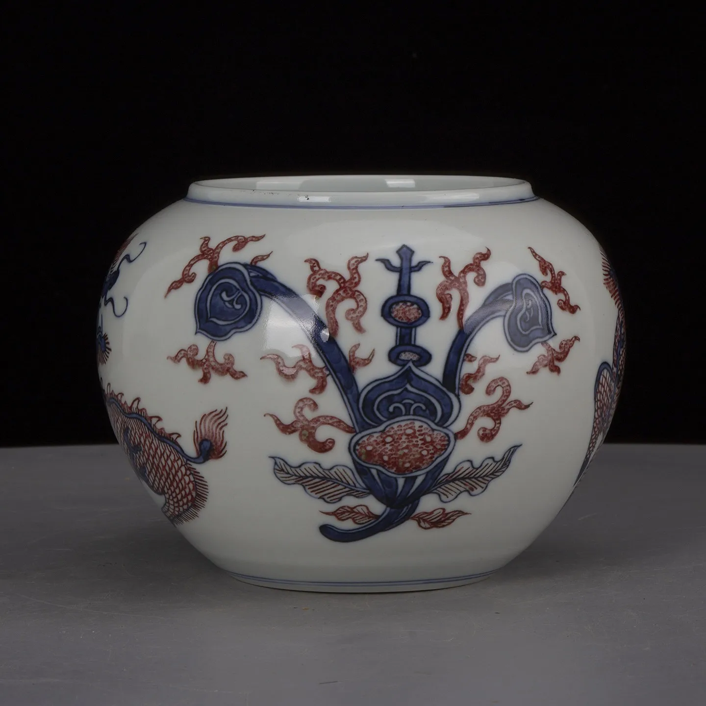 Chinese Blue and White Porcelain Pot Qing Kangxi Red Kylin Pattern 6.10 inch