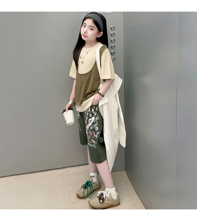 Girls 2026 New Fashion Summer Vest T Shirt Two Piece Set Fresh Outfit Versatile Mid Length Pants Set