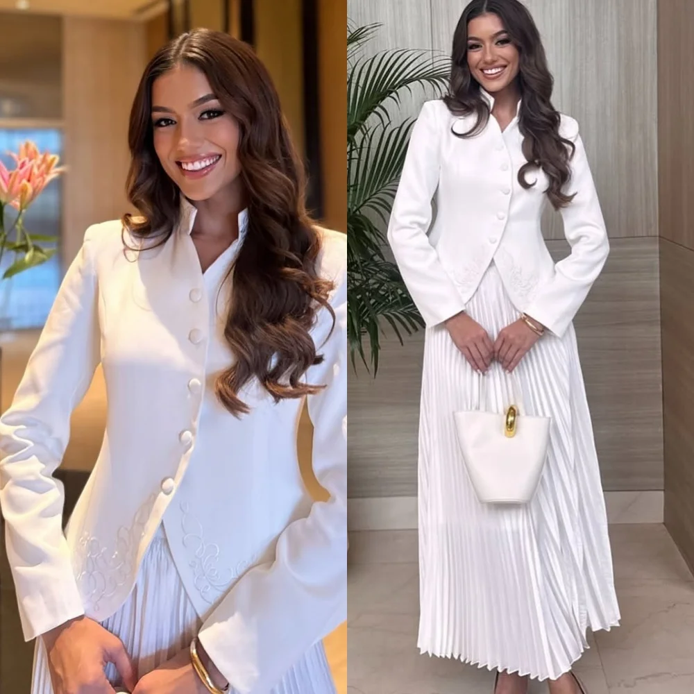 فستان سهرة كلاسيكي مخصص من الساتان بدون حمالات بدون أكمام، فستان حفلة موسيقية بألوان متباينة، فساتين حفلات رقيقة