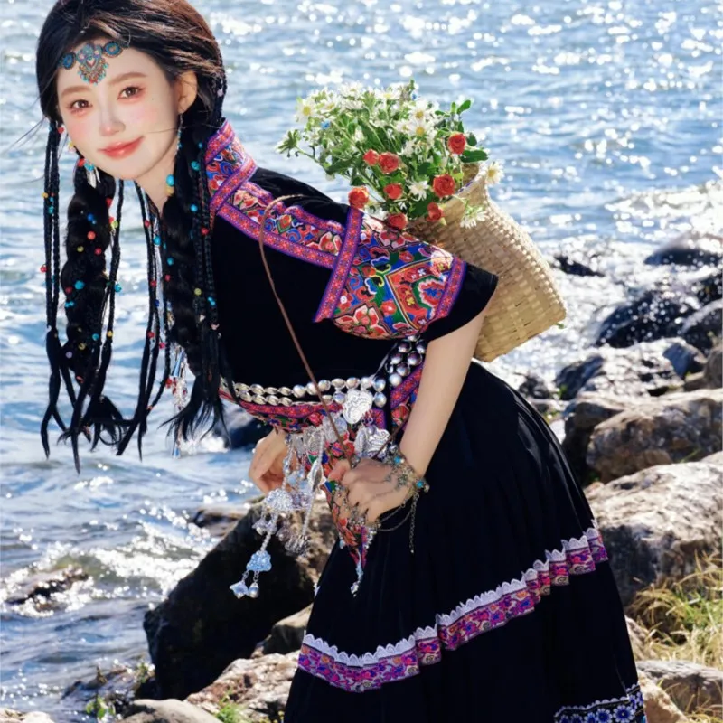

New national embroidery costume female performance exotic dance travel clothing
