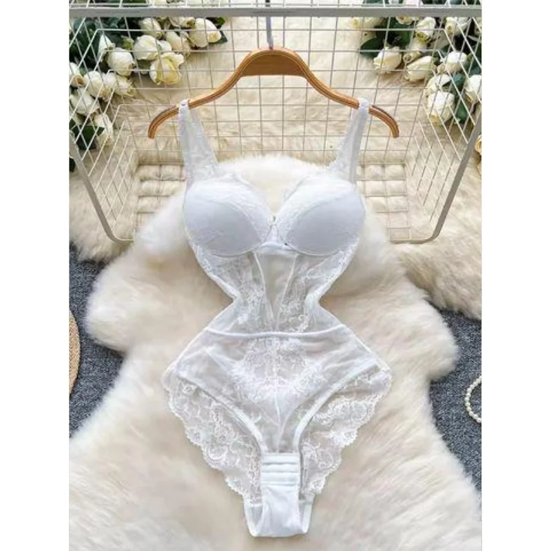 Hotsweet See Through Lace Backless Mesh Slim Vintage Women Clothing V-neck Straps Bodysuits Chic Sleevess Jumpsuits Solid Top