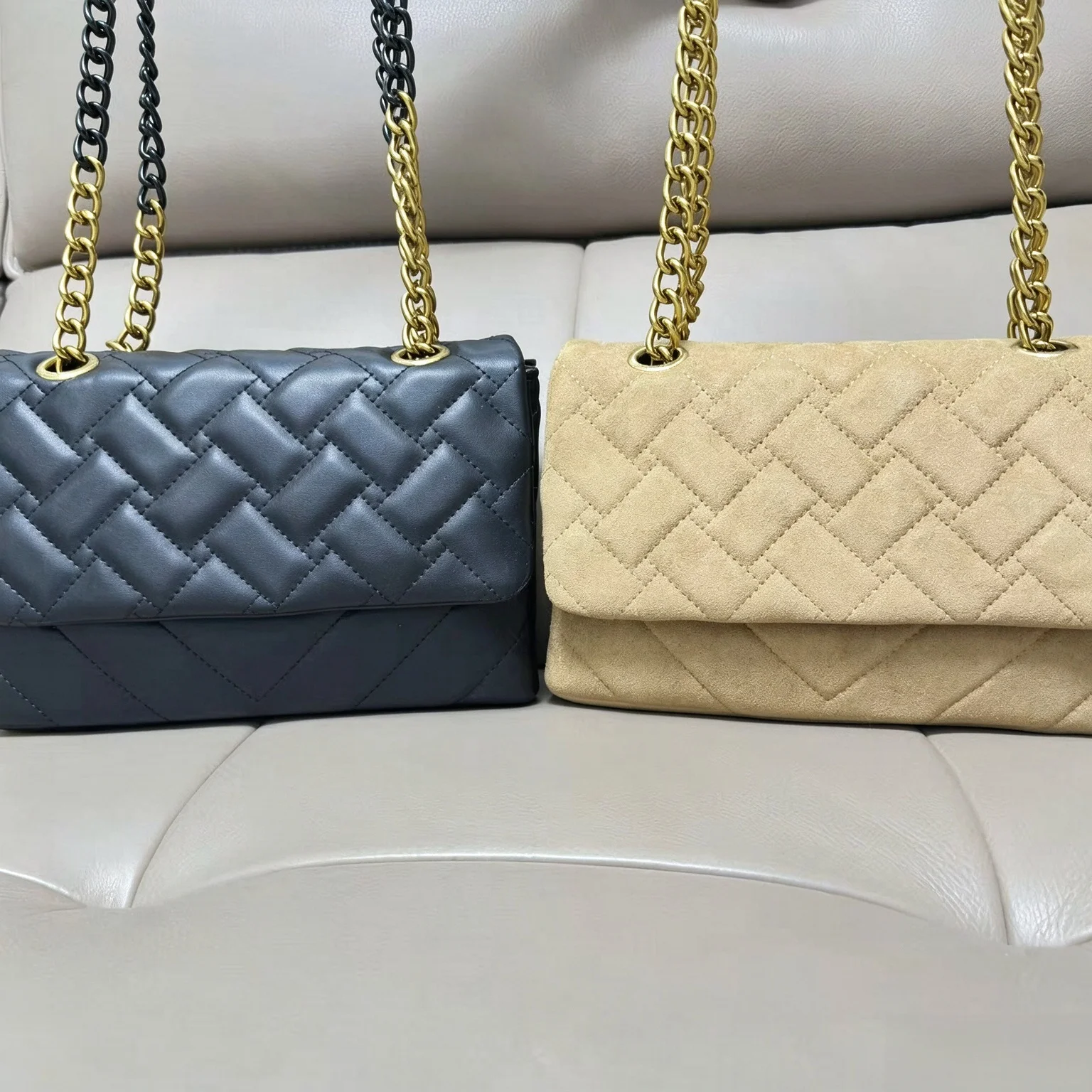 Women Quilted Flap Shoulder Bag Vintage Gold Chain Crossbody Purse Suede & Leather Large Capacity Handbag For Daily Commute