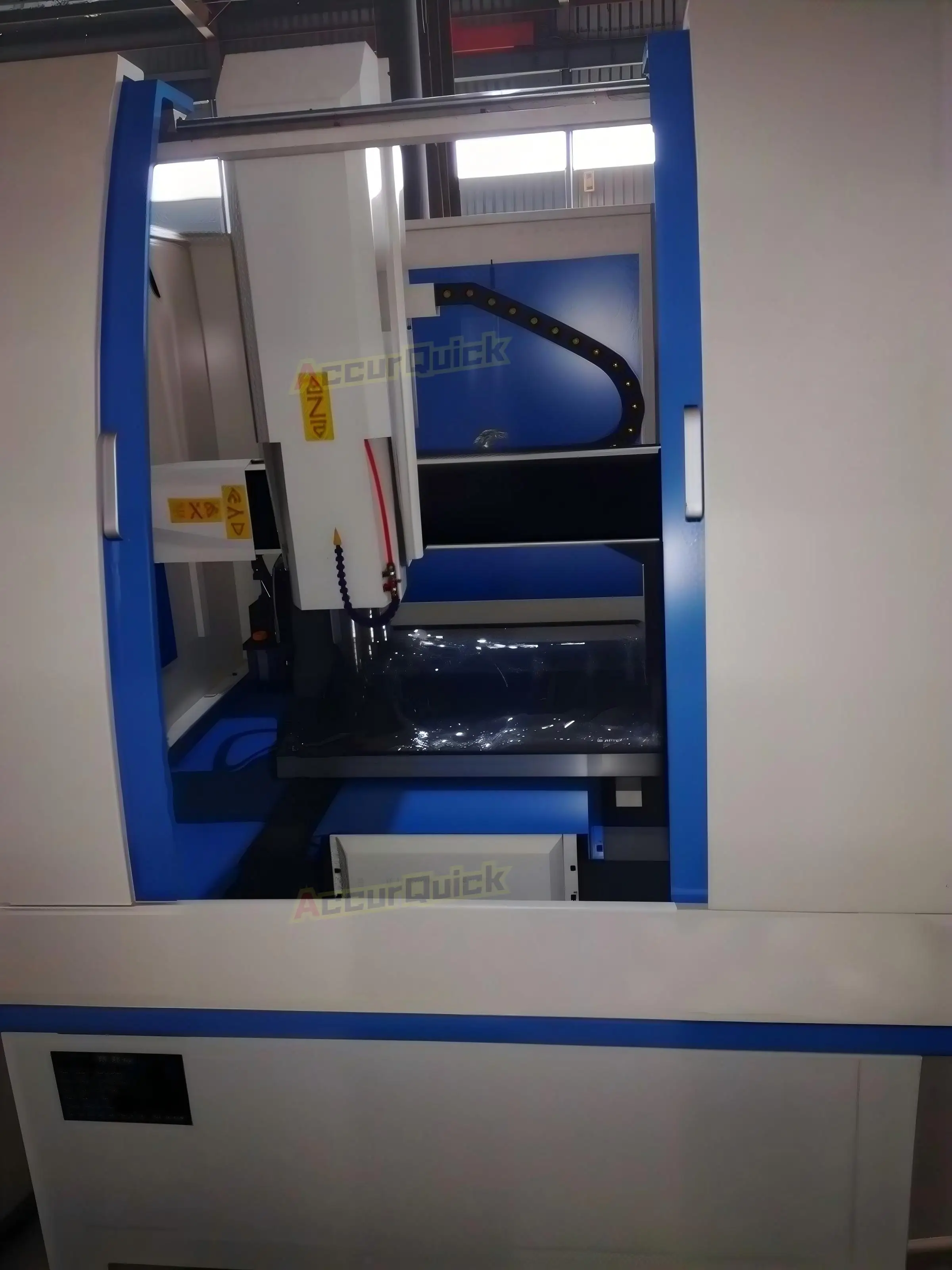 AccurQuick Mould Making 6060 Metal Engraving Milling Carving CNC Router 6060 with Full Shell