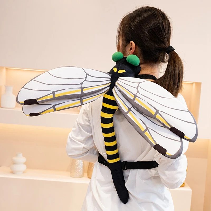เช่นแมลงจริงกระเป๋าเป้สะพายหลัง Soft Dragonfly Mantis กระเป๋าสะพายคู่กระเป๋าสตางค์ Plush กระเป๋าจัดส่ง Creative Plushie ของขวัญวันเกิด