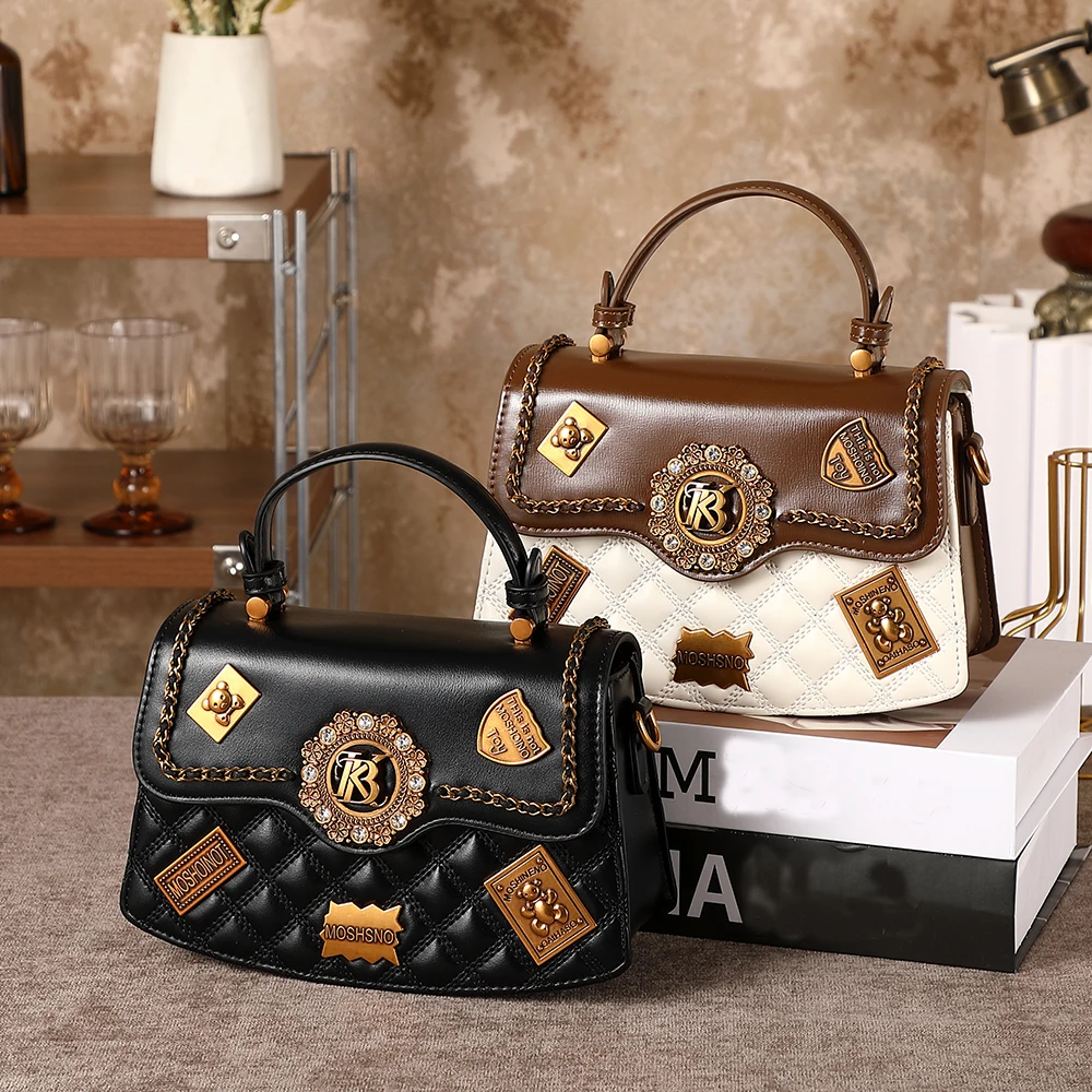 

Ladies' handbag 2026 season new fashionable diamond grid badge crossbody bag, shoulder bag, designer high-end fashion versatile