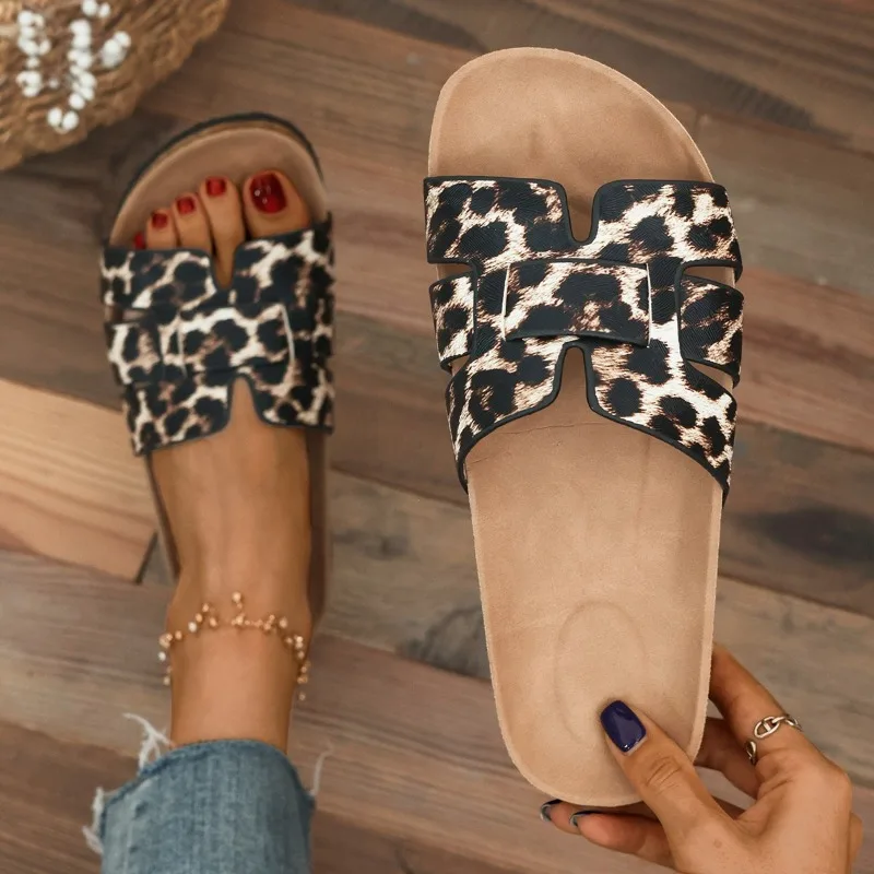 Fashion Leopard Women's Slippers New Cork Slippers Women Summer Outdoor Non-slip Shoes Buckle Sandals Woman Beach Flat Slippers