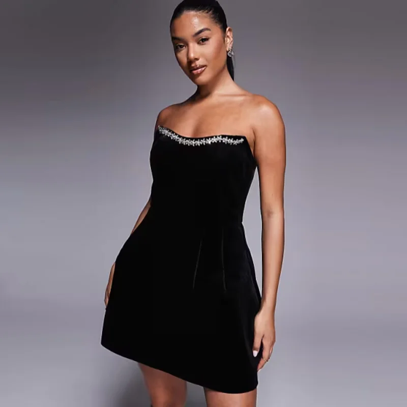 

Customized Sexy Women Black Sleeveless Prom Dress Strapless Diamonds Evening Gowns Backless A-line Mini Party Gowns