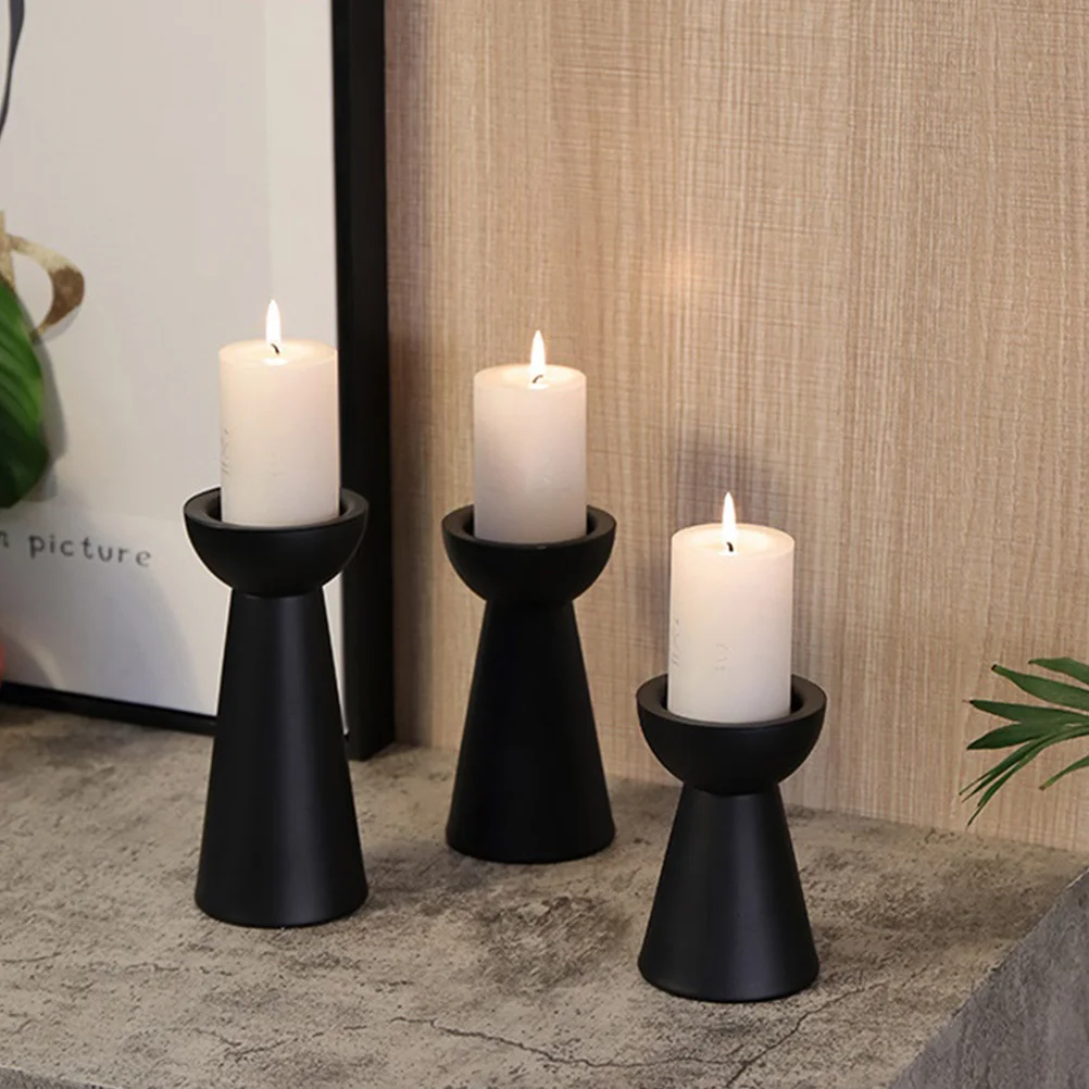 

Iron Candlestick Vintage Retro Metal Holder Wedding Party Desktop Decoration Elegant Candleholder Ornament