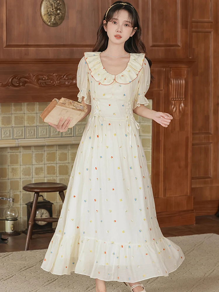 فستان صيفي مطرز بالزهور وأكمام منتفخة مكشكش وياقة الدمية فستان نسائي بوهو أنيق فاخر 2025 فستان سهرة كوري ضيق