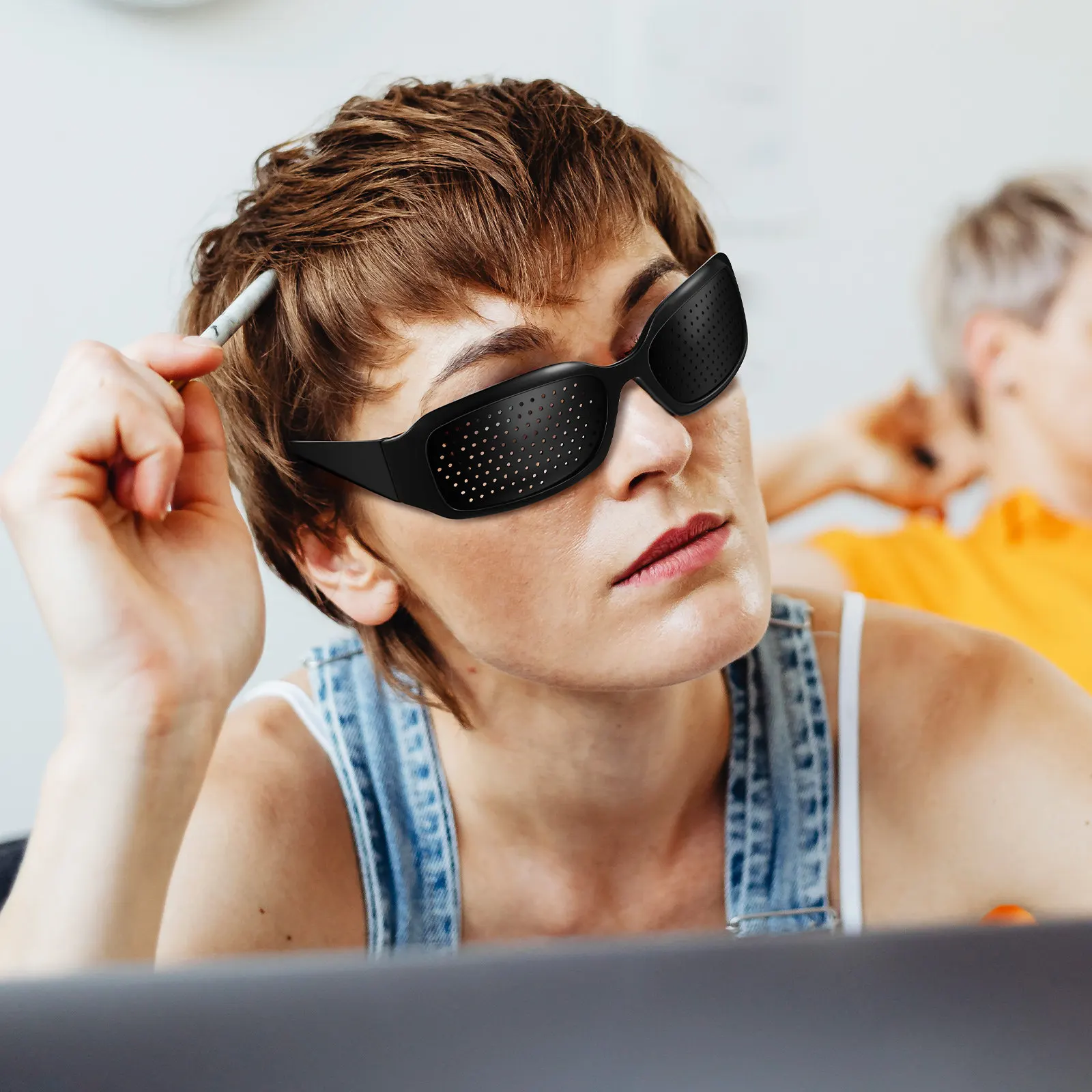 

Очки с эффектом пинхола (2 шт.), полнооправные корректирующие очки для улучшения зрения, средство для ухода за глазами, антиусталостные очки для взрослых