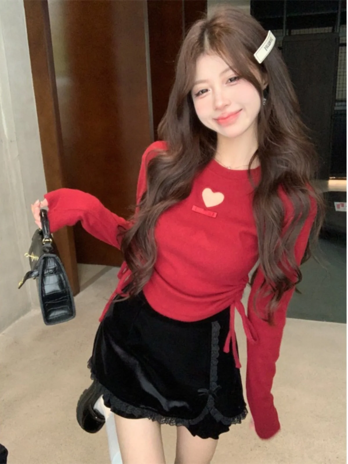 

Cisas Red Pure Desire Hollow out Long Sve T-irt Sweet And Spicy German Velvet Base irt Top Faionable Women's Wear