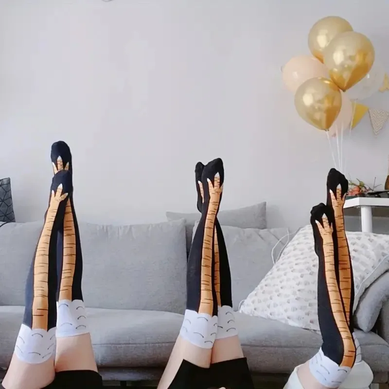 1 par de calcetines hasta la rodilla para mujer, calcetines cómodos y transpirables con dibujos divertidos de Halloween, sudoración de piernas de pollo loco