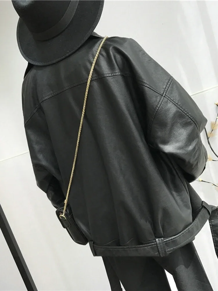 

High Quality Spring Black PU Leather Loose Turn-down Collar Zipper Fashion New Women's Wild Jacket LA938