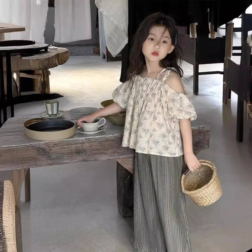 Girls Shirt 2024 Summer New Korean Style Girls Halter Floral Shirt Childrens Off-the-shoulder Lace-up Shirt Casual Simple