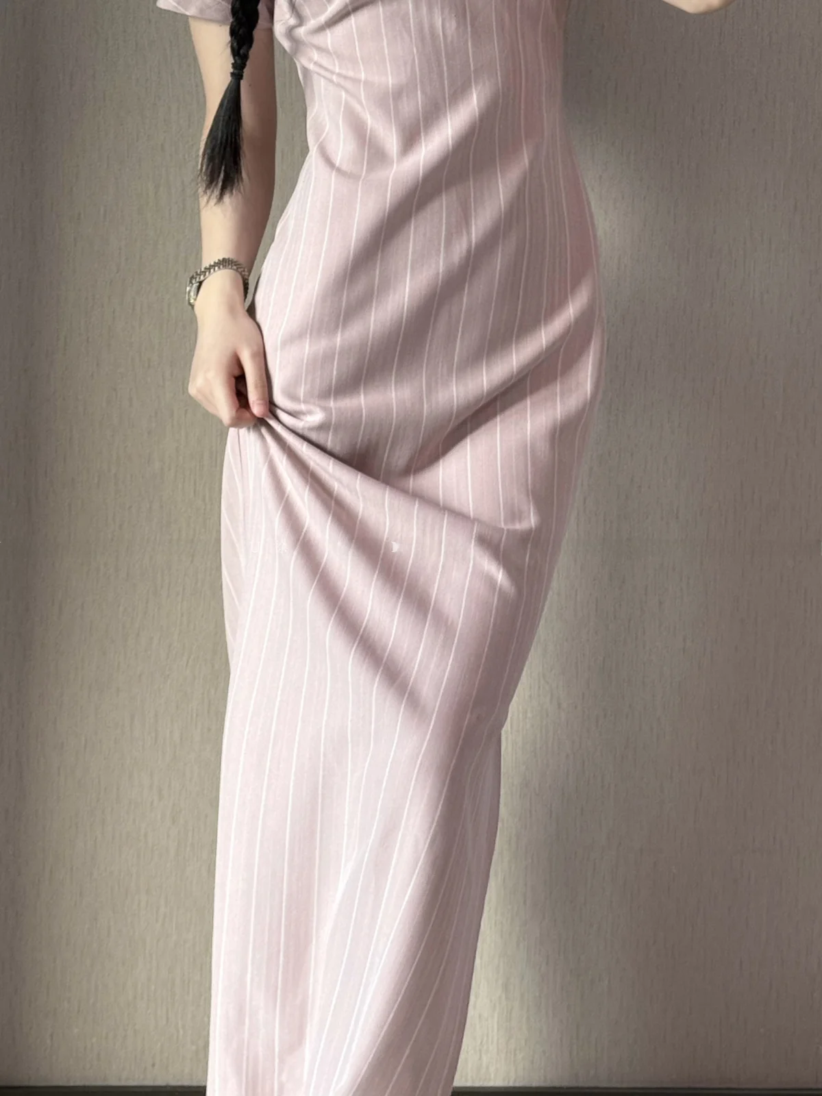 

Xu Zhi Xing ort Sve Stripe Pattern Dr Breathable Anti-Wrinkle Slimming Long Skirt Daily Wear round Collar China Made