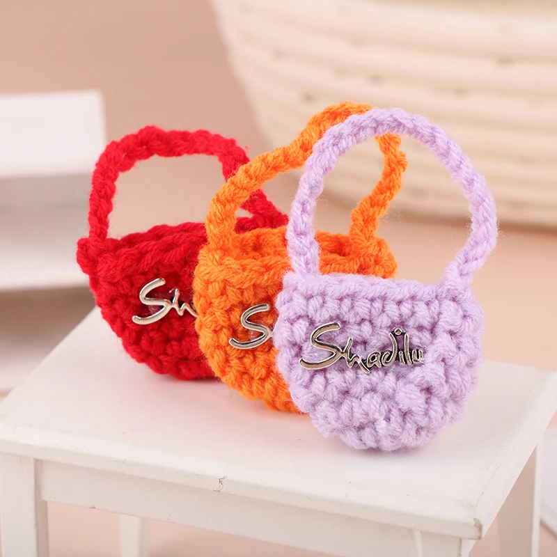 1:12 Mini Woven Shoulder Bag Cute Knitting Wool Bag Crossbody Bag Dollhouse Doll Toys Accessories