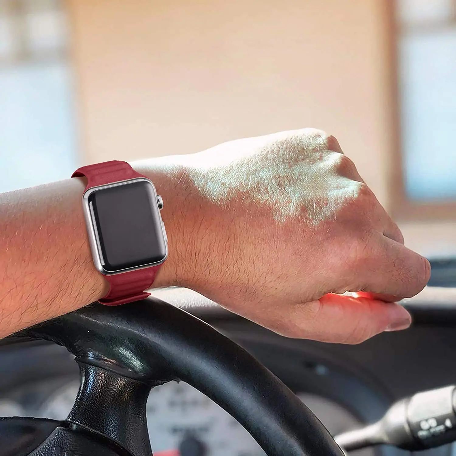 Bracelet For apple watch band 44mm 40mm 45mm 41mm 46 49mm Magnetic Loop iWatch series 11 9 8 7 SE 6 ultra2 3 Leather Link Strap