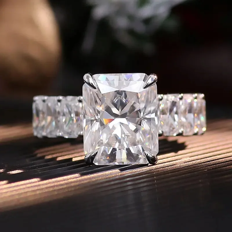 Luxury 925 Sterling Silver Ring Women's Simple Four Claw Sparkling Lab Diamond Cut Radiant Cut Moissanite Ring Wedding Jewelry