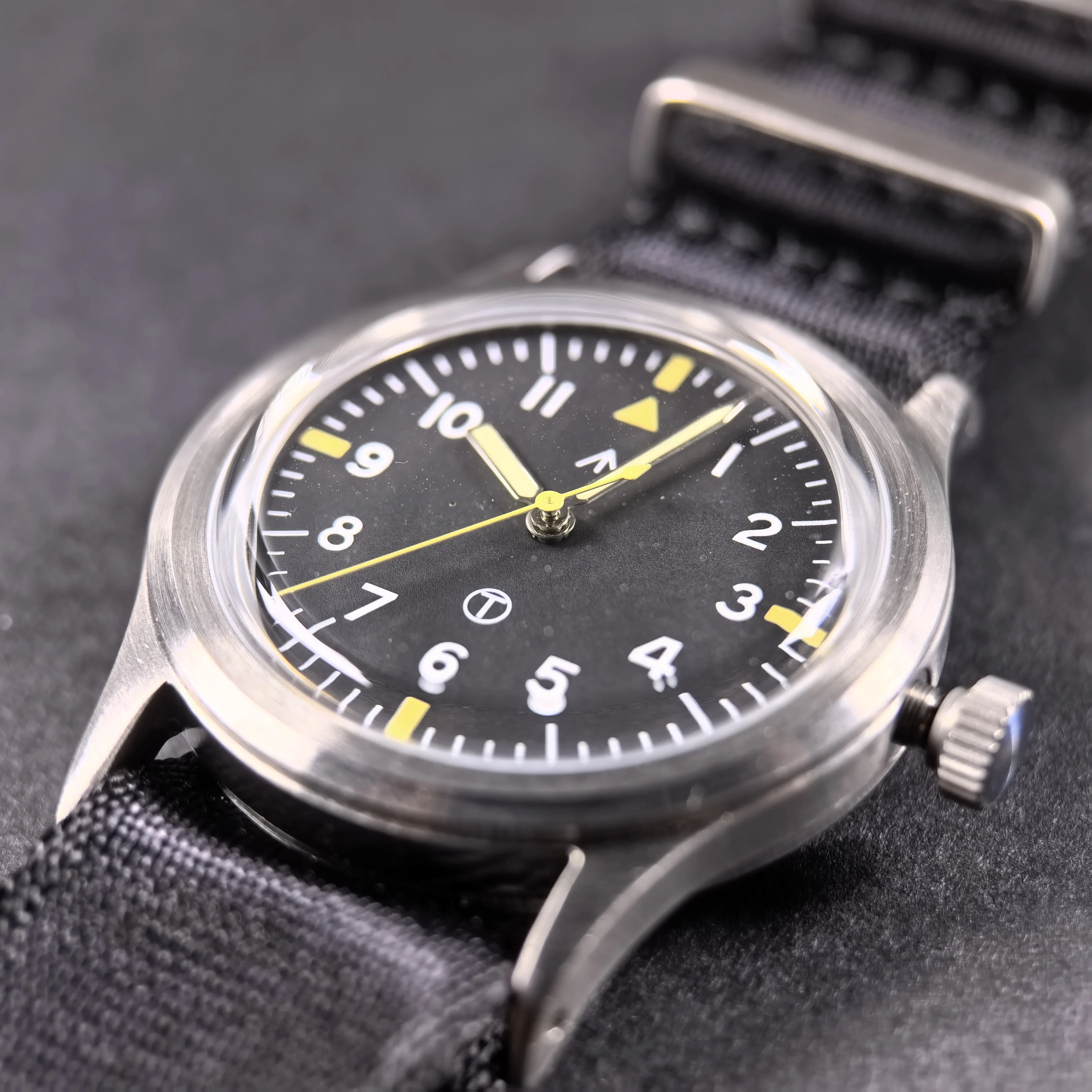 MILITREK MT9003 Мужские кварцевые часы VH31 36 мм Военные полевые уличные часы K1 Стекло Светящееся водонепроницаемое нержавеющая сталь Черный