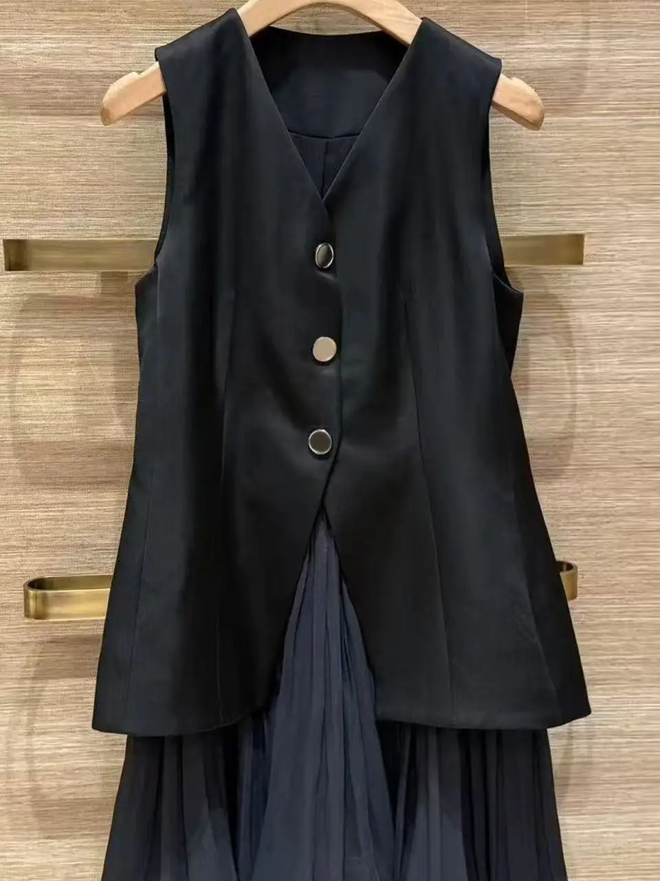 

Vest And Skirt Set Women's Sleeveless Pleated Dress Fake Two-Piece Spring Summer New Style V-Neck Loose Fit Casual ...