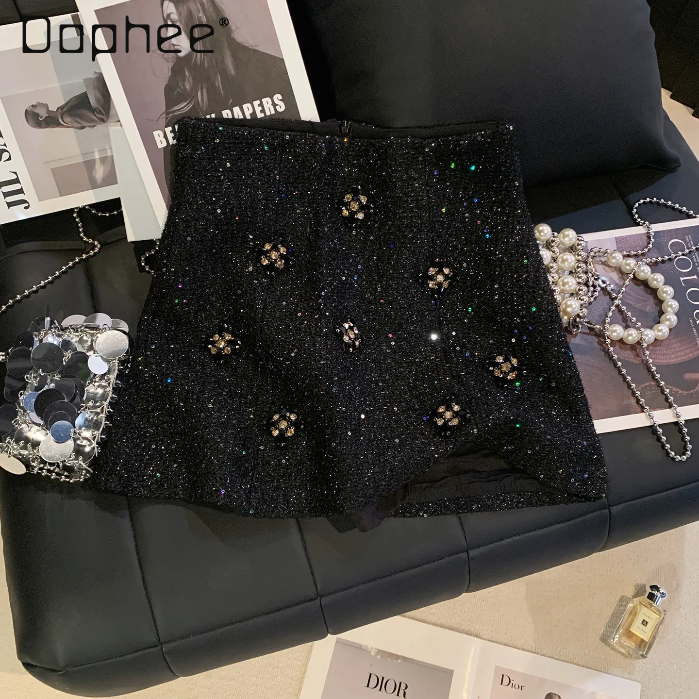 

Elegant Hepburn Style Socialite Black Wool A-Line Beaded Mini Skirt High-End Vintage High-Waist Slimming Woolen Skirt for Women