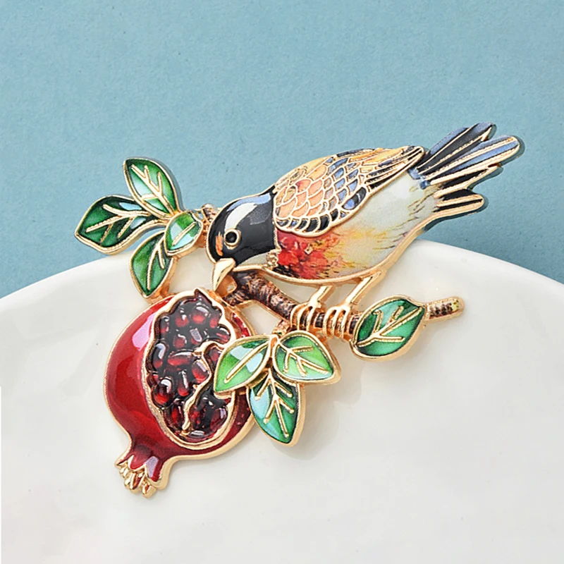 Wuli&baby Lovely Bird And Pomegranate Brooches For Women Unisex Beautiful Animal Fruits Flower Party Casual Brooch Pins Gifts