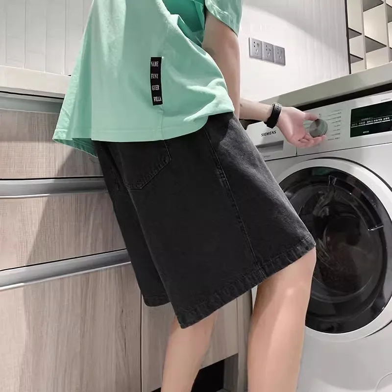 شورت جينز رجالي أزرق من قماش الدنيم سروال فضفاض هاراجوكو ملابس الشارع Y2k للجنسين ملابس صيفية كلاسيكية كبيرة الحجم على الموضة الكورية