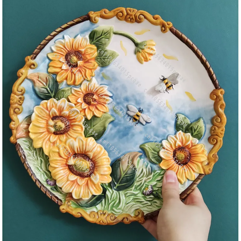 Ceramic Sunflower Porcelain Plate 10 Inch Hand Painted Hanging Disc Living Room Craft Ornaments Exquisite Versatile Home Decor