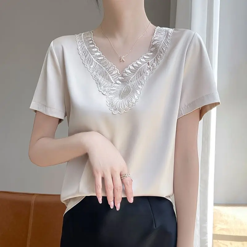 New Summer Women\'s Solid Color Splicing Lace V-Neck Short Sleeve Loose Satin Pullovers Temperament Trendy Comfortable Tops