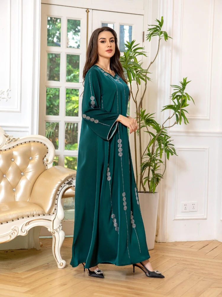 Eid Muslim Party Dress Satin Abaya for Women Jalabiya Ramadan Long Dresses Abayas Woman Diamond Robe Caftan Vestidos Largos 2024