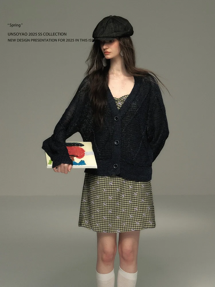 

UNSOYAO Real Self 25SS Бумажный шелковый полый вязаный кардиган Пальто Emed Design Long Sve V-Ne Тонкая весенняя верхняя часть на пуговицах...