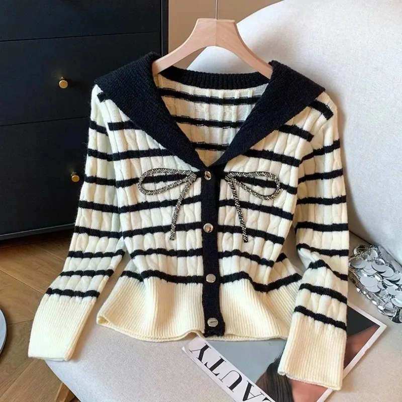 

Navy Collar Bow Long-sleeved Knitted Cardigan for Women Autumn Winter New Contrast Striped Sweater