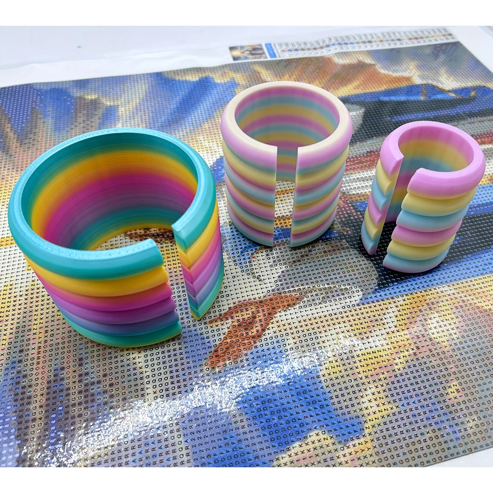 إكسسوارات اللوحة الماسية حامل لفافة القماش - منظم بلاستيكي بألوان قوس قزح موفر للمساحة أدوات فنية ماسية ذاتية الصنع