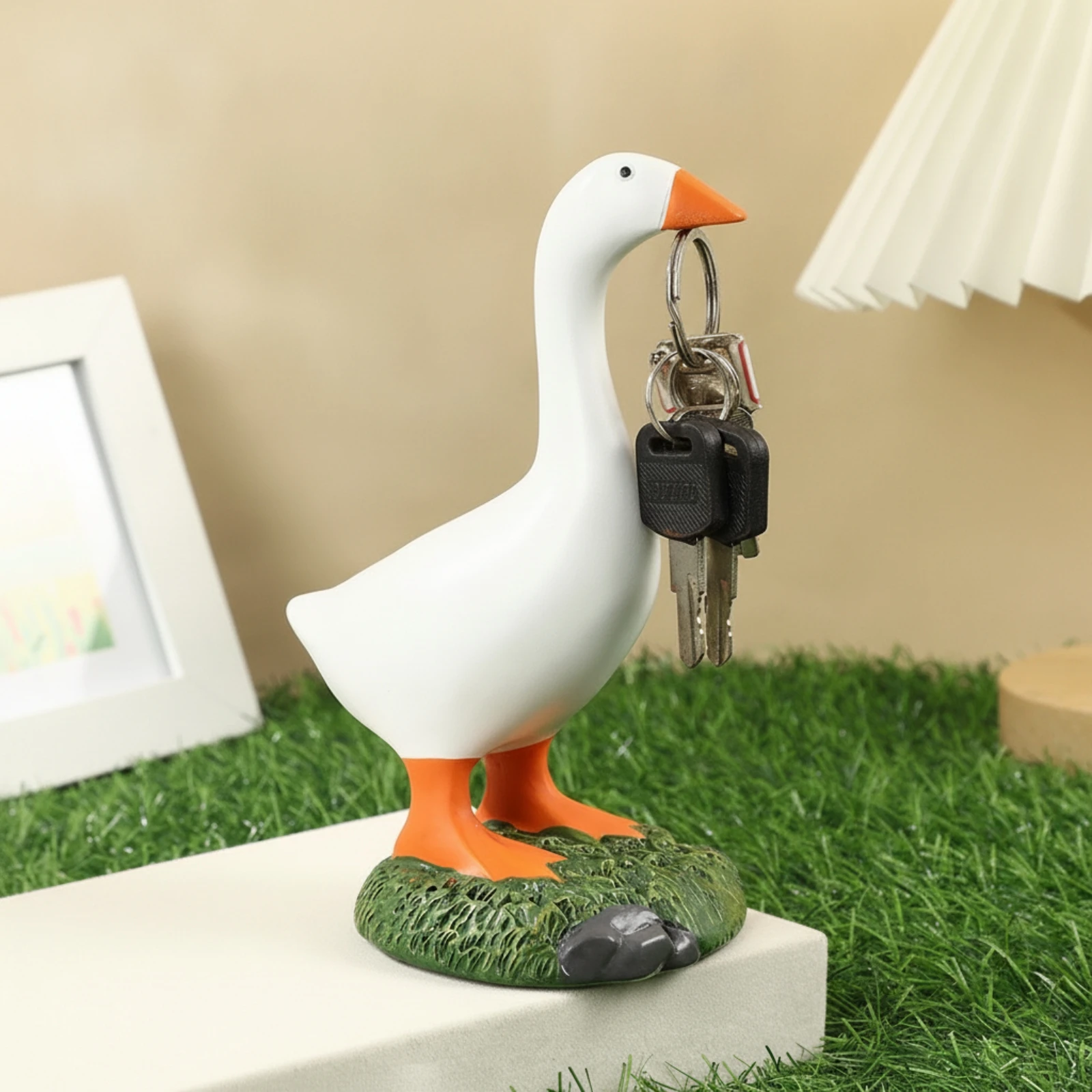 Duck Key Holder Funny Attractive Key Holder Duck Statue Compact Figurine Unique for Entryway, Desk