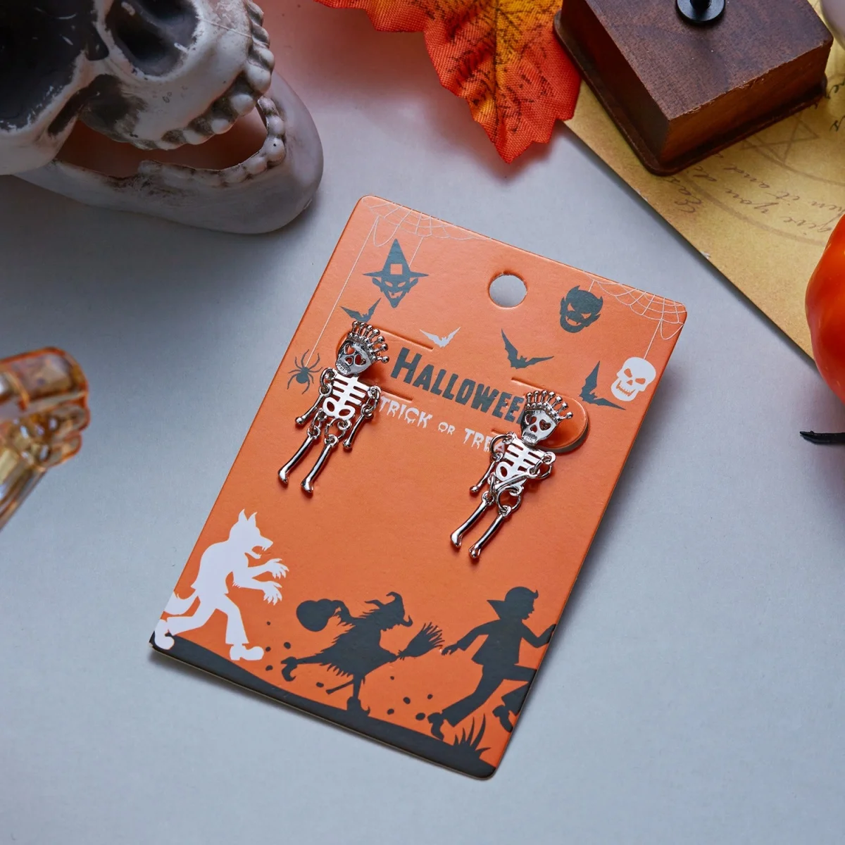 Trendige Gothic Ohrstecker mit hohlen Herz-Augen-Totenkopf-Motiven für Damen und Herren, Halloween Punk Skelett Cosplay Party Ohrringe, zierlicher Schmuck – Detail 23
