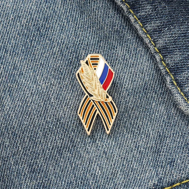 Personalized Flag Pin Maple Memorial Gift Brooch Wheat Ear Decor Backpack Supplies Colorful Badge Small Pin Denim Brooch