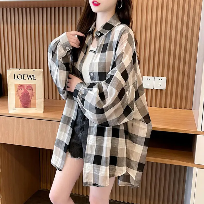 Women\'s Clothing Korean Plaid Loose Blouse Contrasting Colors Spring Summer Thin Long Sleeve Casual Basic Single-breasted Shirt