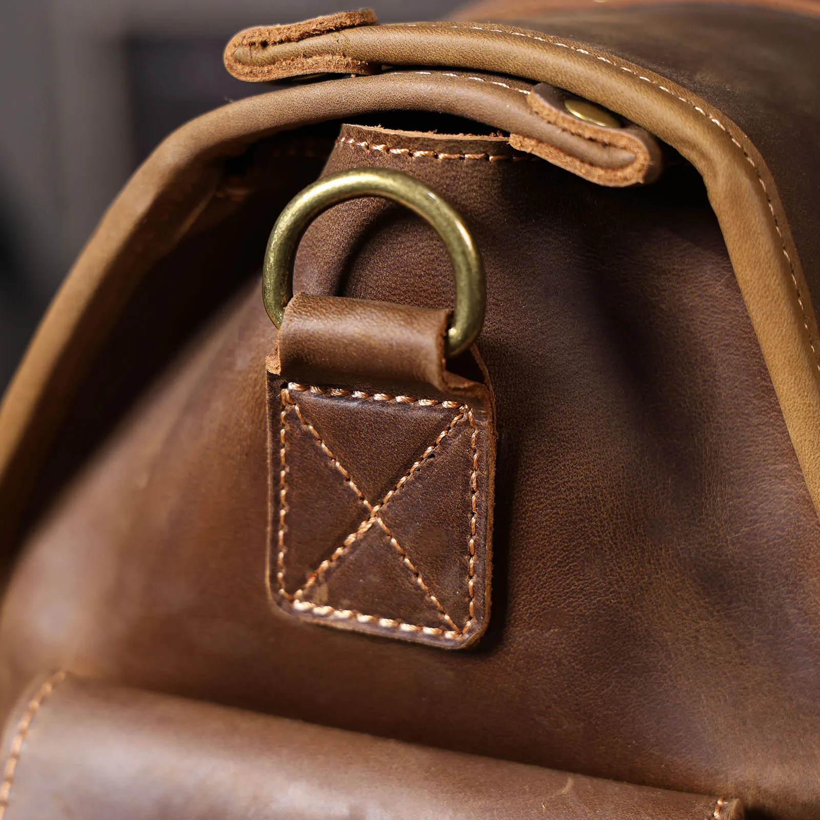 Vintage Echtleder-Reisetasche für Herren, Große Kapazität, Leder-Sporttasche, Klassischer Stil, Wochenendtasche, Übernachtungstasche – Detail 25