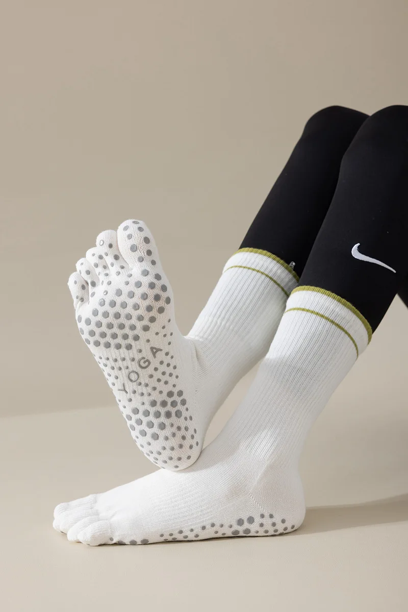 1 Paar Damen Fünf-Zehen-Silikon-Antirutsch-Yoga-Socken Weiche Atmungsaktive Ballett-Tanz-Damen-Fitness-Sport-Antirutsch-Pilates-Socken – Detail 3