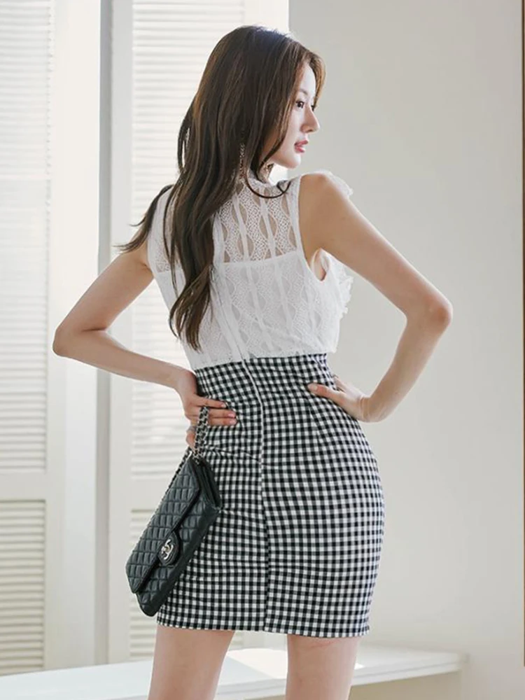Nowe letnie fałszywe 2-częściowe krótkie sukienki dla kobiet Szykowne słodkie wydrążone seksowne bez rękawów Slim Mini Mujer Vestidos Street Clothes