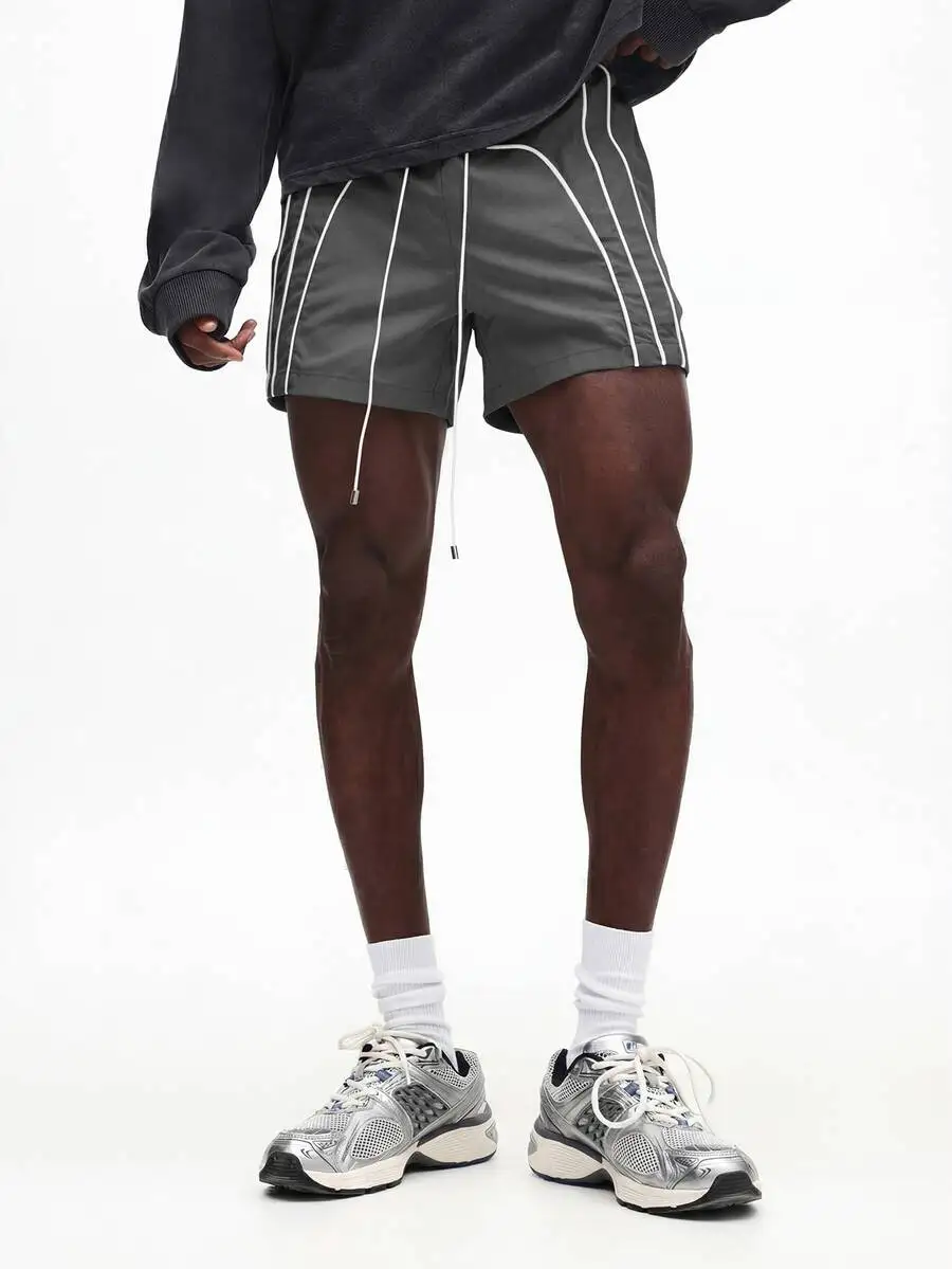 

Relaxed Fit Drawstring Shorts With Contrast Piping For Casual Summer Wear