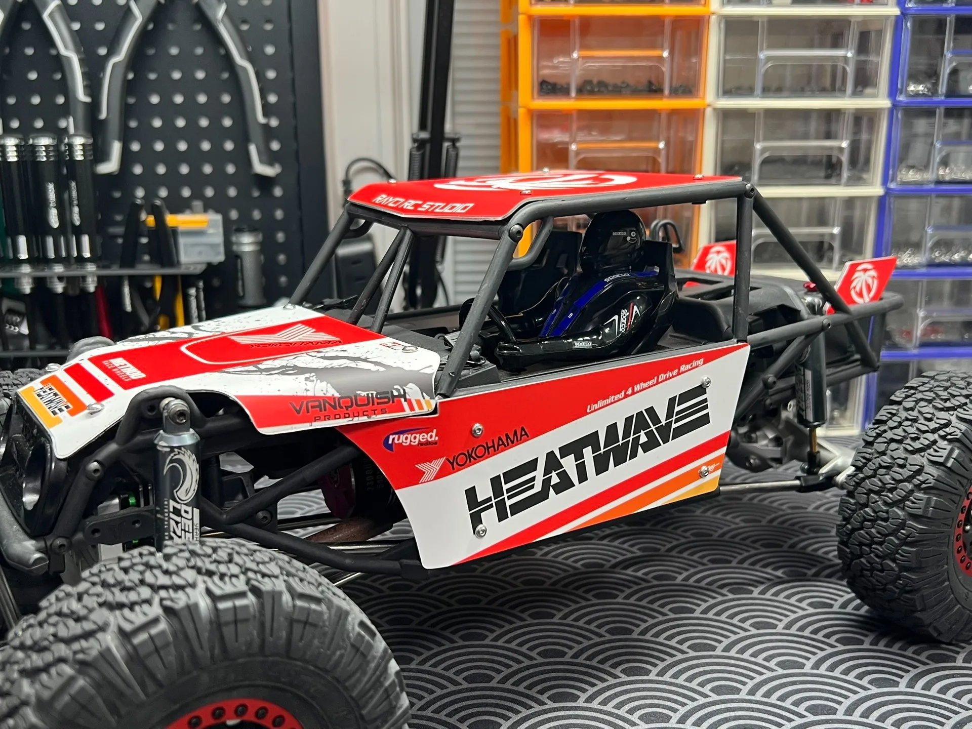 D1RC H10 Titanium Alloy Tube Frame Car Shell Sticker Decoration for 1/10 RC Crawler Car VP H10 VP Phoenix VS4-10 Upgrade Parts