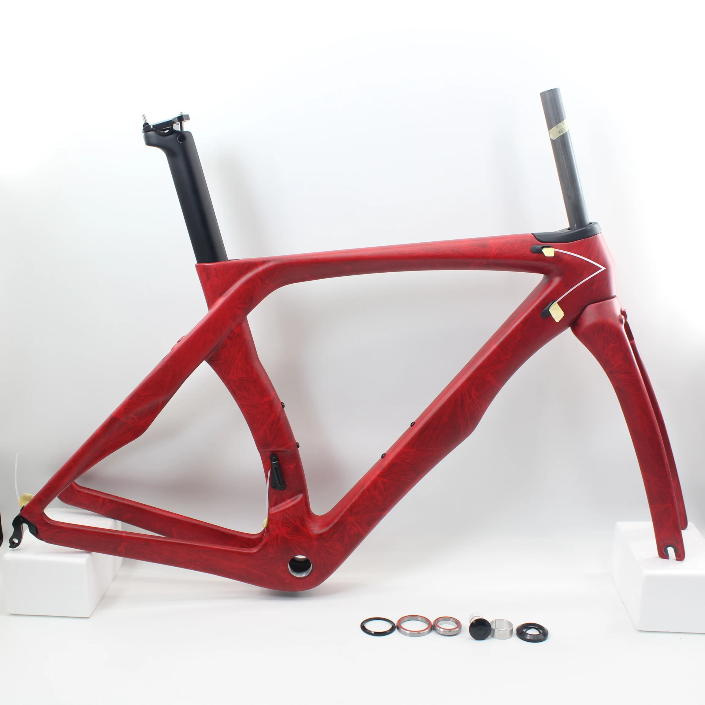 New RBK Ice Crack Red color 700C Racing Road Bike Full Carbon Fibre Bicycle Frame Carbon Fork+Seatpost+Clamp+Headset V C brake