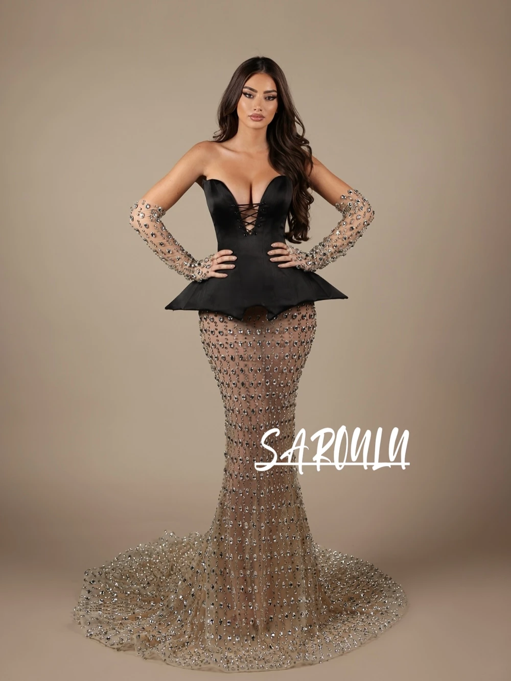 

Luxurious Crystals Evening Dress Sexy Plunge Neckline Customized Chic Corset Prom Gown Intricate Statement Mermaid Banquet Wear